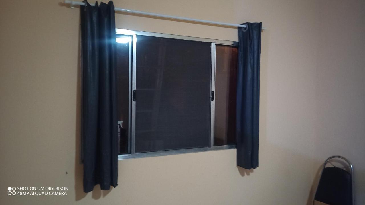 Casa com piscina , churrasqueira, Wi-Fi, em rua de Areia à 1km da praia, bairro sussegado, proíbido uso de som extremamente alto ideal para descansar Itanhaém Extérieur photo