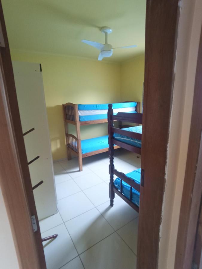Casa com piscina , churrasqueira, Wi-Fi, em rua de Areia à 1km da praia, bairro sussegado, proíbido uso de som extremamente alto ideal para descansar Itanhaém Extérieur photo
