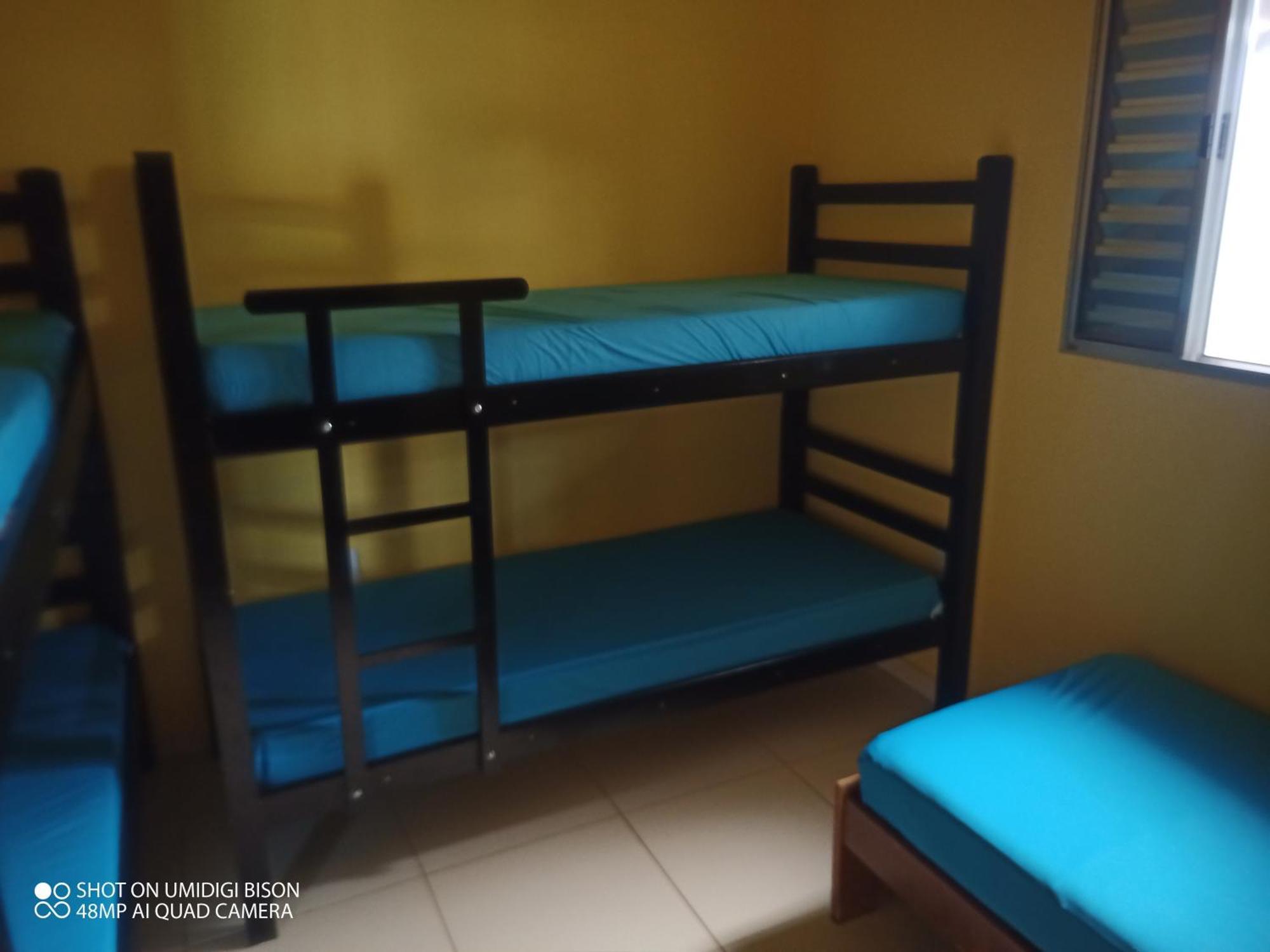 Casa com piscina , churrasqueira, Wi-Fi, em rua de Areia à 1km da praia, bairro sussegado, proíbido uso de som extremamente alto ideal para descansar Itanhaém Extérieur photo