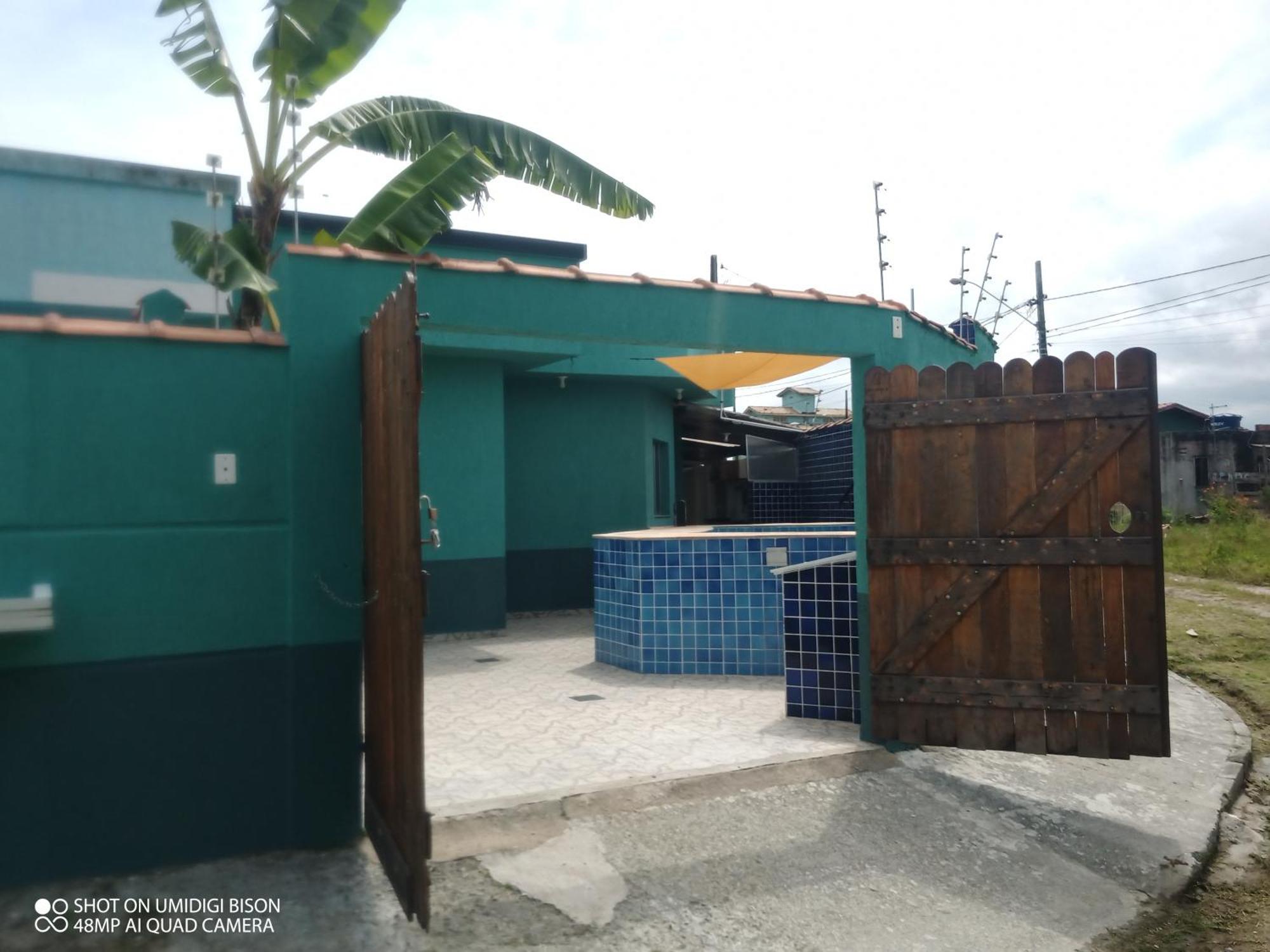Casa com piscina , churrasqueira, Wi-Fi, em rua de Areia à 1km da praia, bairro sussegado, proíbido uso de som extremamente alto ideal para descansar Itanhaém Extérieur photo